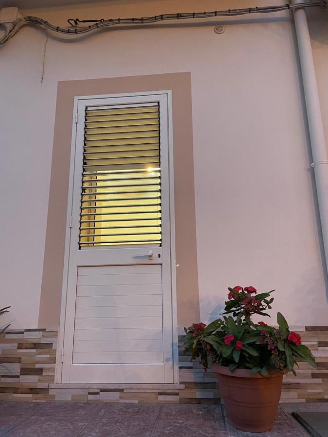 La Casa Di Giovanna LMP Екстериор снимка